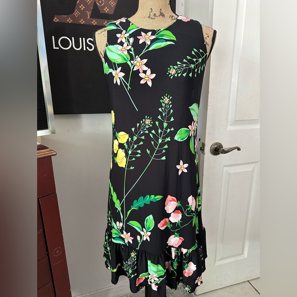 🆕Tommy Hilfiger Floral Ruffle Hem Dress